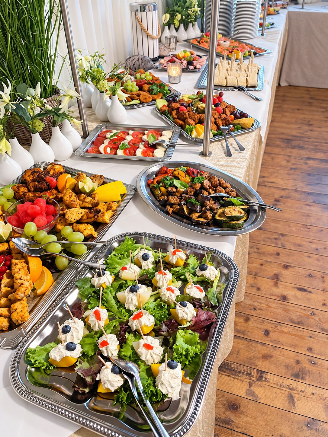 Salat- und Vorspeisenbuffet